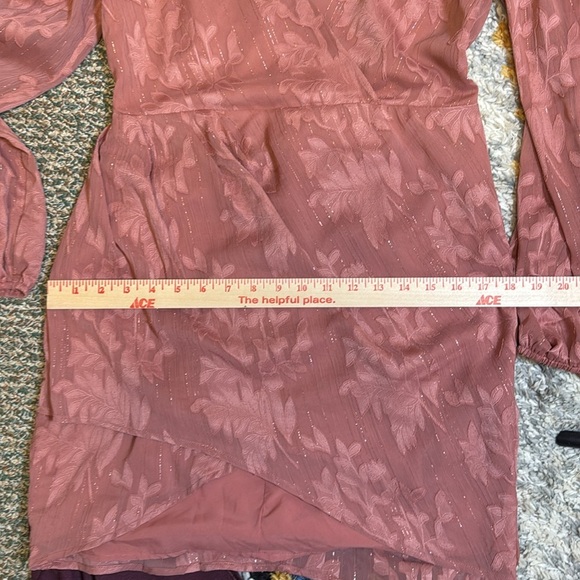 Lulus Mauve Long  Sleeved Floral Flirty Sparkly Lined Mini Dress Size M - Picture 12 of 16